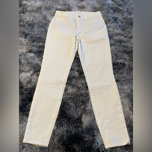 White House Black Market Denim - Whitehouse black market - Women's Hight-Rise Skinny White Jeans